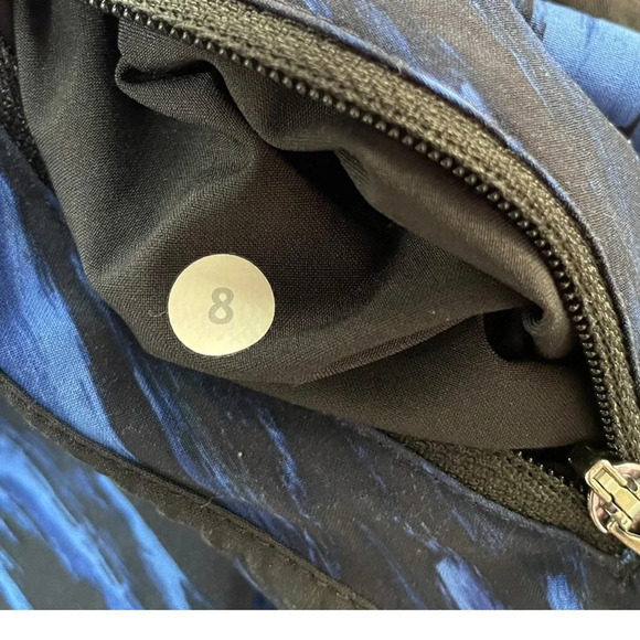 Lululemon Tracker Short III Nightsky Harbor Blue Black Elastic Waist Size 8 - Picture 6 of 7